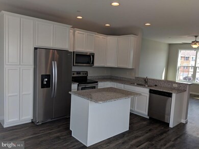 80 Winslow Ct unit 114, Gettysburg, PA 17325 - photo 6