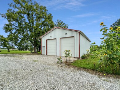 32' x 48' heated & insulated outbuilding