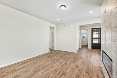 1160 Butterfly Dale Dr, Lavon, TX 75166 - photo 5