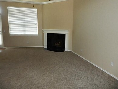 2212 SE 5th St, Moore, OK 73160 - photo 2