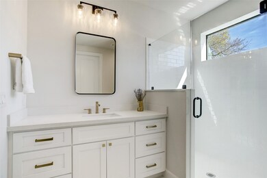 824 Wakefield Dr unit B, Houston, TX 77018 - photo 7