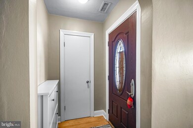 907 Walnut St, Pocomoke City, MD 21851 - photo 2