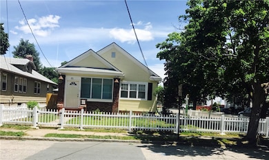 21 Stevens Rd, Cranston, RI 02910 - photo 2