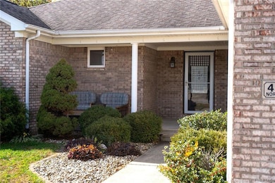 4562 Normas Way, Seymour, IN 47274 - photo 3