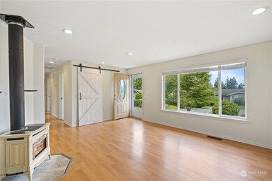 125 75th St SW, Everett, WA 98203 - photo 7