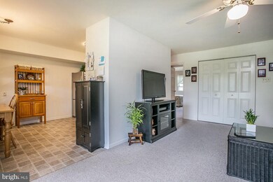 70 Wexford Rd, North Wales, PA 19454 - photo 5