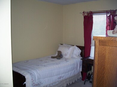 1075 140th Ave, Wayland, MI 49348 - photo 6