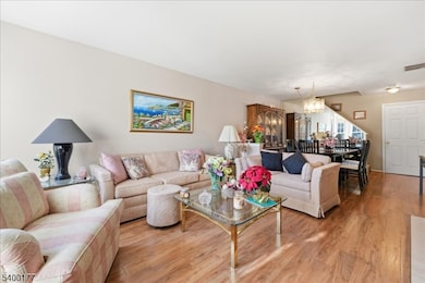 11 Letts Ct, Sayreville, NJ 08872 - photo 3