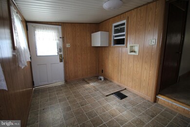 954 W Main St, New Holland, PA 17557 - photo 7