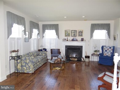 136 Augusta Dr, Honey Brook, PA 19344 - photo 4