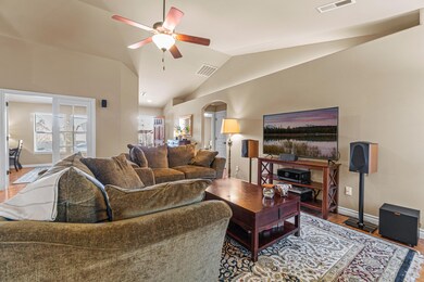 60890 Garrison Dr, Bend, OR 97702 - photo 7