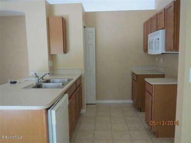 Kitchen (Small)