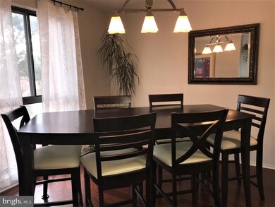 2068 Royal Fern Ct unit 12B, Reston, VA 20191 - photo 5