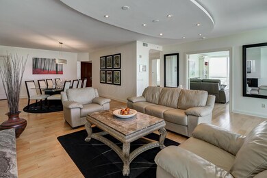 living room toward family and dining