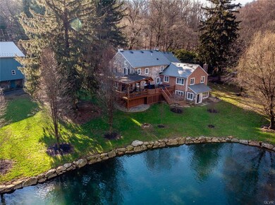 2121 Weisstown Rd, Boyertown, PA 19512 - photo 4