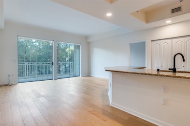 Renaissance On Turtle Creek unit 326, Dallas, TX 75219 - photo 2