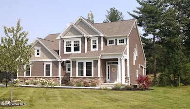 40 Sagano St, Saratoga Springs, NY 12866 - photo 2