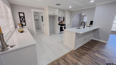 1022 1022 Beechwood Dr, Tyler, TX 75701 - photo 7