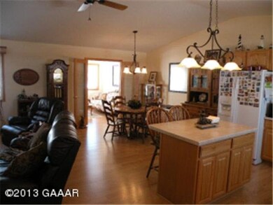 2221 Ridgedale Dr SE, Alexandria, MN 56308 - photo 3