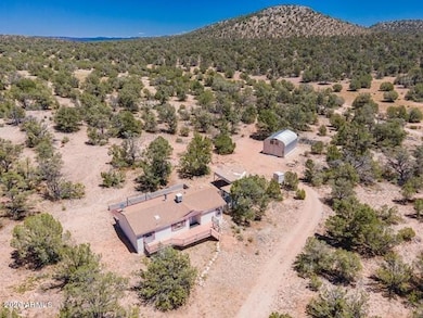 340 S Heartbreak Ridge, Ash Fork, AZ 86320 - photo 2