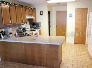 5496 Genevieve Cir, Zephyrhills, FL 33542 - photo 4