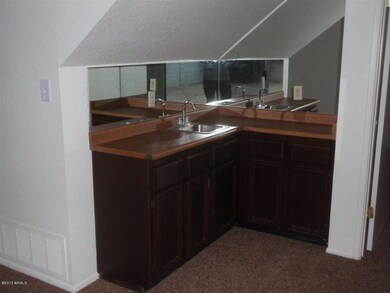 Wet Bar - Family Rm
