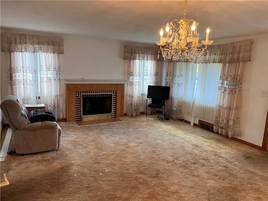 85 Rice St, Pawtucket, RI 02861 - photo 4