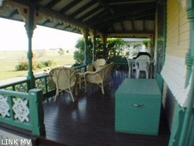 61 Ocean Ave unit 1A, Oak Bluffs, MA 02557 - photo 4