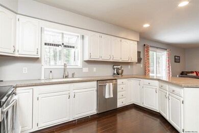 822 Ediface Way, Ballston Spa, NY 12020 - photo 6