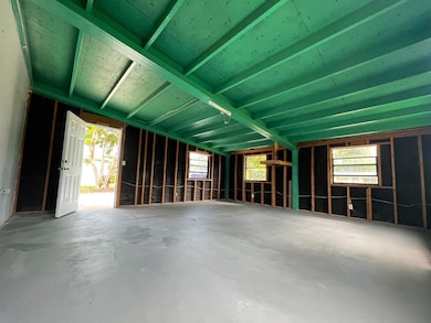 2213 2nd St SW, Vero Beach, FL 32962 - photo 7