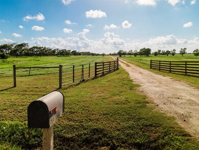 5338 County Road 166, Bay City, TX 77414 - photo 3