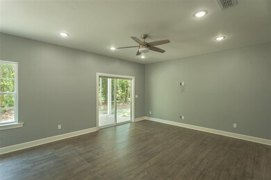 176 Lake Ellen Cir, Crawfordville, FL 32327 - photo 4