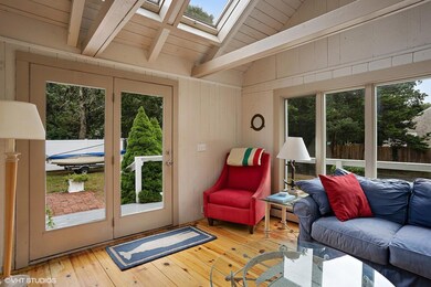 08_80LewisRoad_97_SunRoom_MLSuse_1500x15
