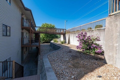 26 Sinatra Ct unit 2, Reeds Spring, MO 65737 - photo 5