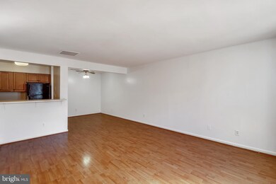 11343 Appledowre Way, Germantown, MD 20876 - photo 6