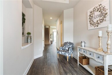 Foyer with stunning laminate - restoration wide pl