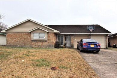 10826 Overlea Dr, Houston, TX 77089 - photo 3