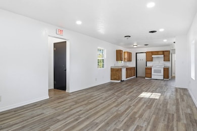 815 NW 6th St, Guymon, OK 73942 - photo 5