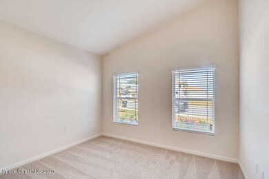 The Glenhurst-small-006-002-Bedroom-666x