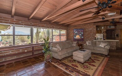 Living Room w/Catalina View