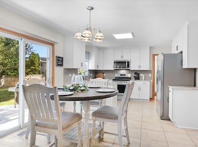 24933 Jordan Ln, Plainfield, IL 60544 - photo 7