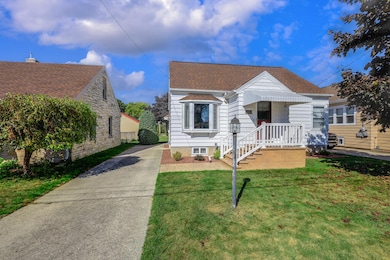 1916 29th St, Two Rivers, WI 54241 - photo 3