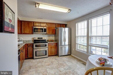 6362 Greenfield Rd, Elkridge, MD 21075 - photo 3