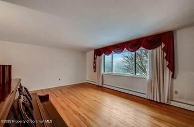 101 Lilac Ln, Scranton, PA 18505 - photo 5