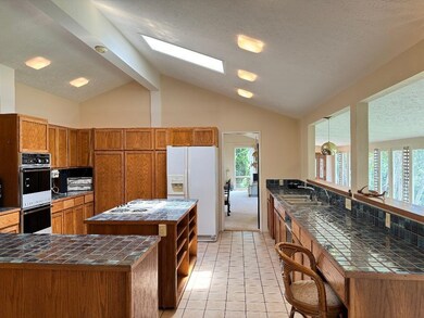 135 Makana Rd, Makawao, HI 96768 - photo 4