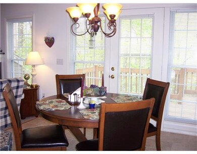 Kitchen. Eat in Kitchen