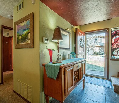 92 Morrow Dr, Bedford, TX 76021 - photo 4