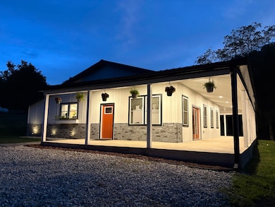 2) 63077-68ca3350160e6