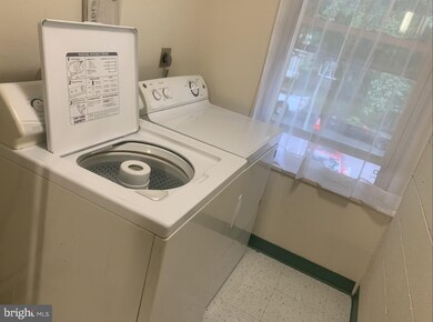 3301 S Leisure World Blvd unit 993H, Silver Spring, MD 20906 - photo 3