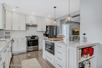 15-Kitchen